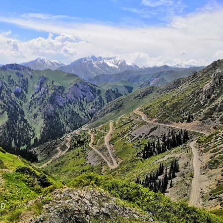 Yurt Camp Ali-Nur At Lake Song-Kol Юрточный Лагерь Али-Нур Озеро Сон-Куль Сон-Куль Кыргызстан Нарын Kyrgyzstan Naryn Dış mekan fotoğraf