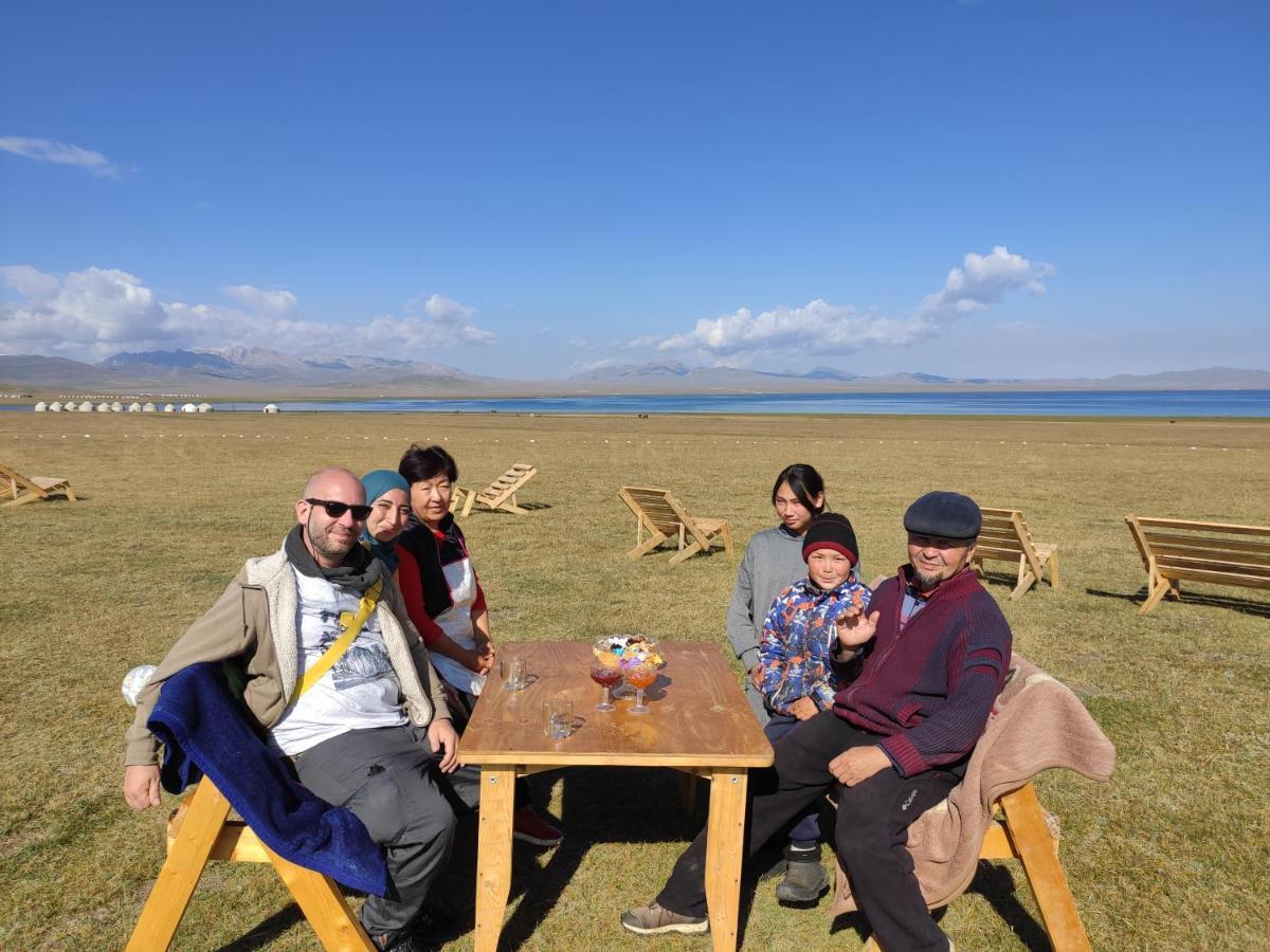 Yurt Camp Ali-Nur At Lake Song-Kol Юрточный Лагерь Али-Нур Озеро Сон-Куль Сон-Куль Кыргызстан Нарын Kyrgyzstan Naryn Dış mekan fotoğraf