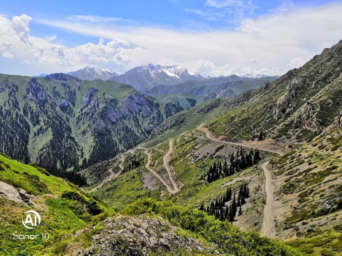 Yurt Camp Ali-Nur At Lake Song-Kol Юрточный Лагерь Али-Нур Озеро Сон-Куль Сон-Куль Кыргызстан Нарын Kyrgyzstan Naryn Dış mekan fotoğraf
